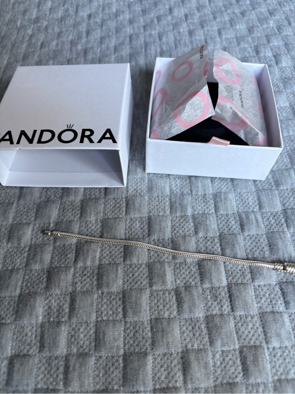 Pandora easy close magnetic bracelet 6.3 in